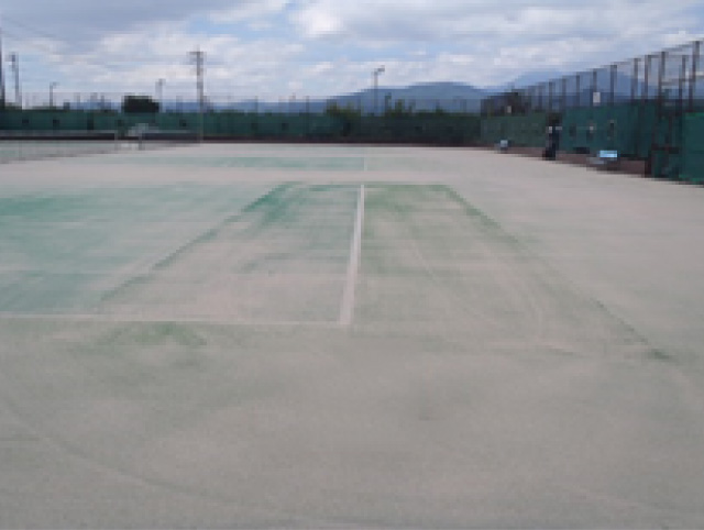 人工芝テニスコート部分補修